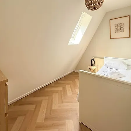 بيت للعطل With Expansive Sunny Garden *